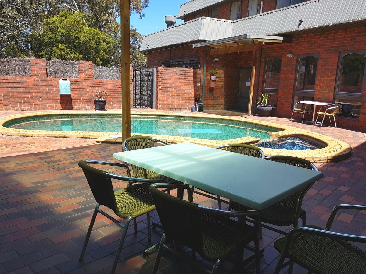 Cavalier Wantirna South